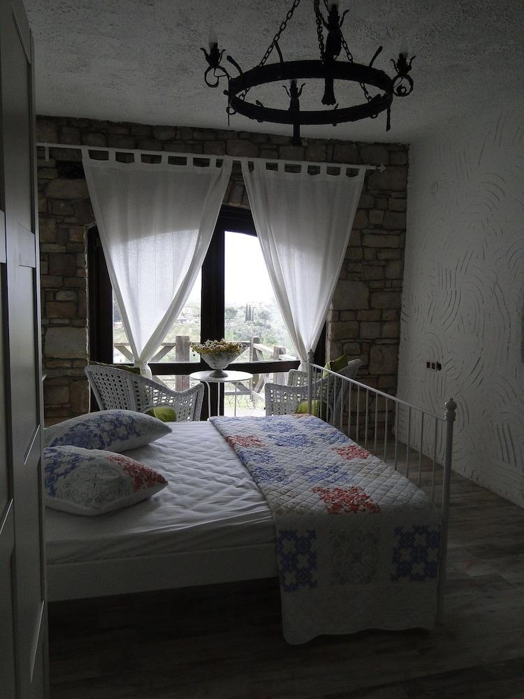 The Stone Castle Boutique Hotel Ağaçlı エクステリア 写真